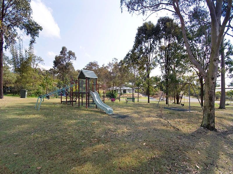 104 Fiddlewood Crescent, Bellbowrie QLD 4070