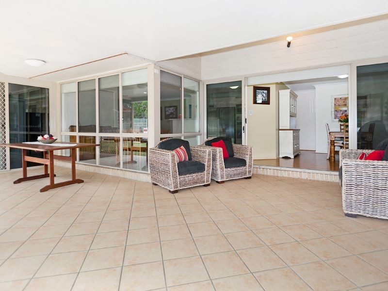 43 Pine County Place, Bellbowrie QLD 4070