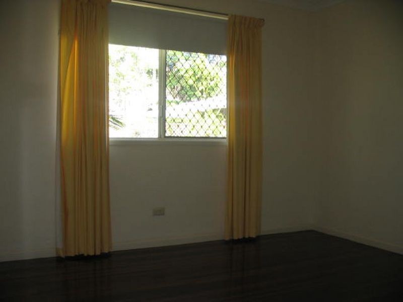 48 Twilight Street, Kenmore QLD 4069