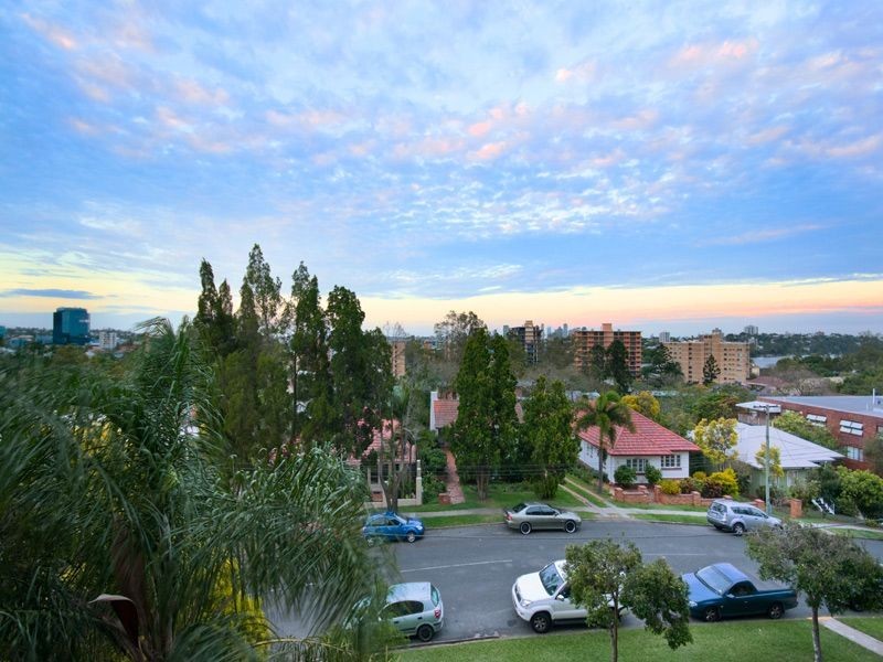 12/15 Bellevue Terrace, St Lucia QLD 4067