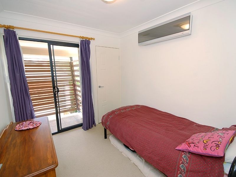 4/30 Depper Street, St Lucia QLD 4067