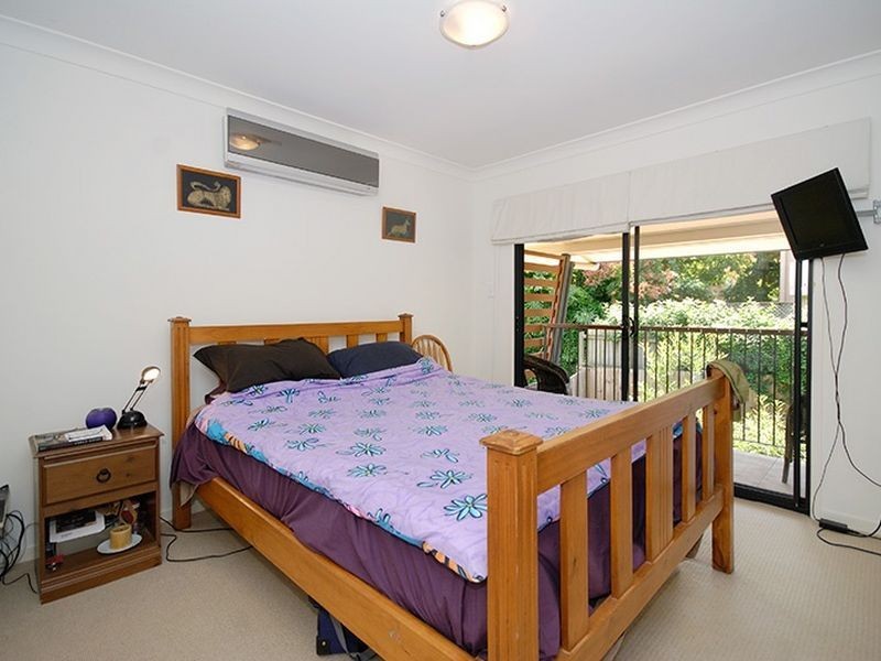 4/30 Depper Street, St Lucia QLD 4067