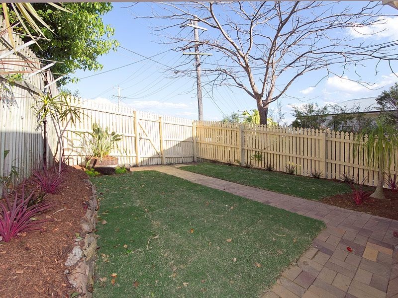 1/73 Clarence Road, Indooroopilly QLD 4068
