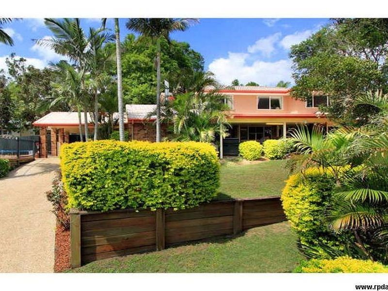 8 Brookvale Close, Kenmore Hills QLD 4069