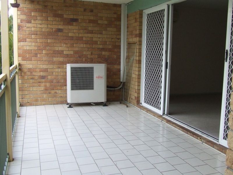 4/12 Auburn Terrace, Indooroopilly QLD 4068