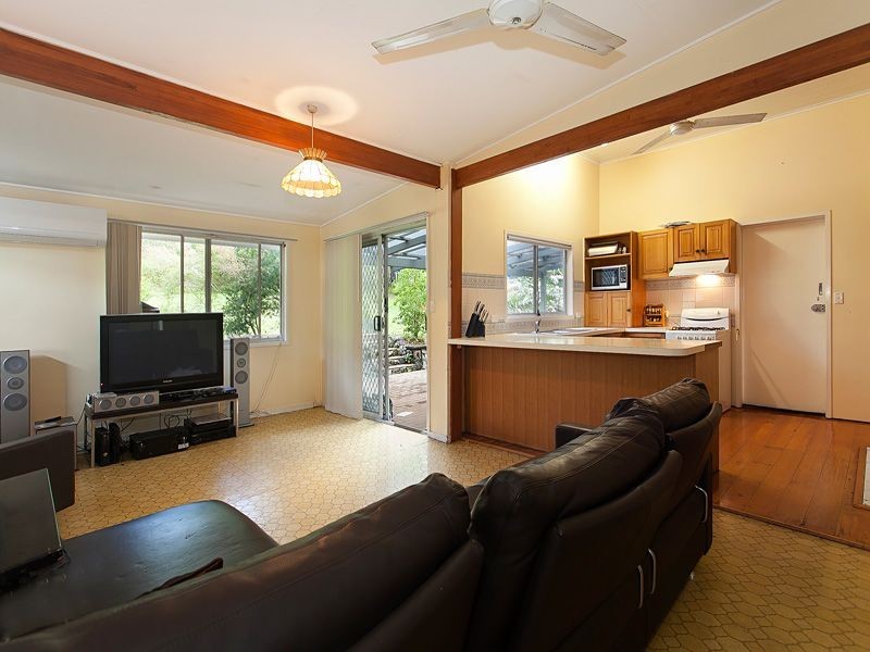 31 Jackson Street, Indooroopilly QLD 4068