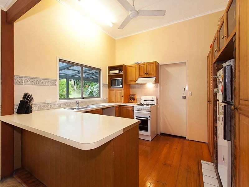 31 Jackson Street, Indooroopilly QLD 4068