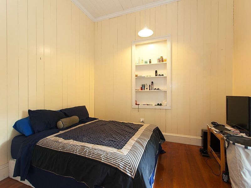 31 Jackson Street, Indooroopilly QLD 4068