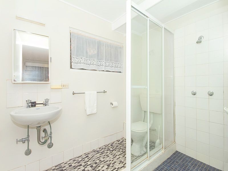 3/5 Sir Fred Schonell Drive, St Lucia QLD 4067