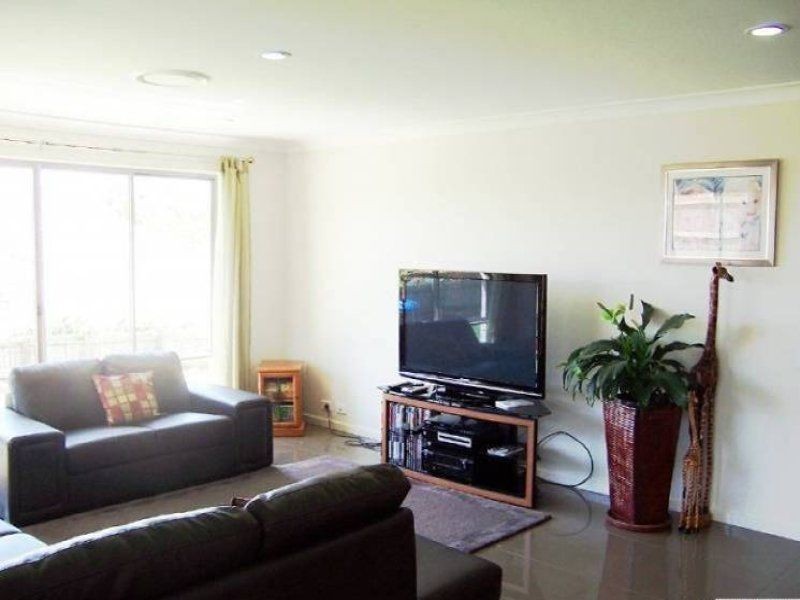 35 Rise Place, Moggill QLD 4070