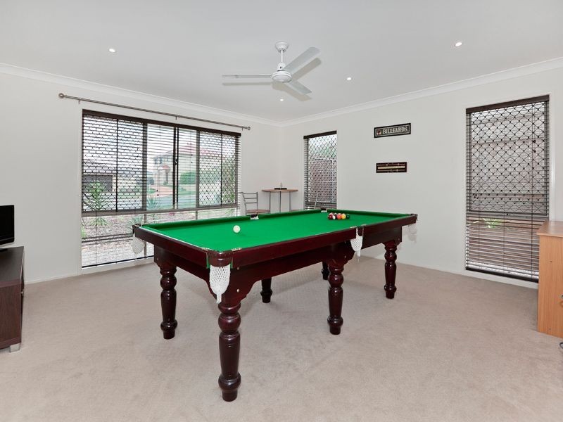 15 Nook Place, Moggill QLD 4070