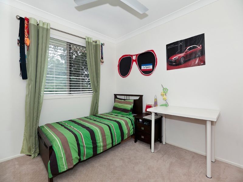 15 Nook Place, Moggill QLD 4070