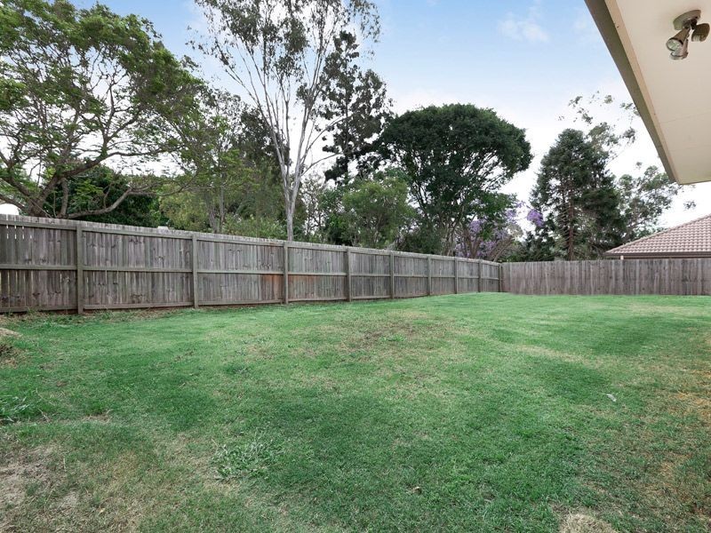 15 Nook Place, Moggill QLD 4070