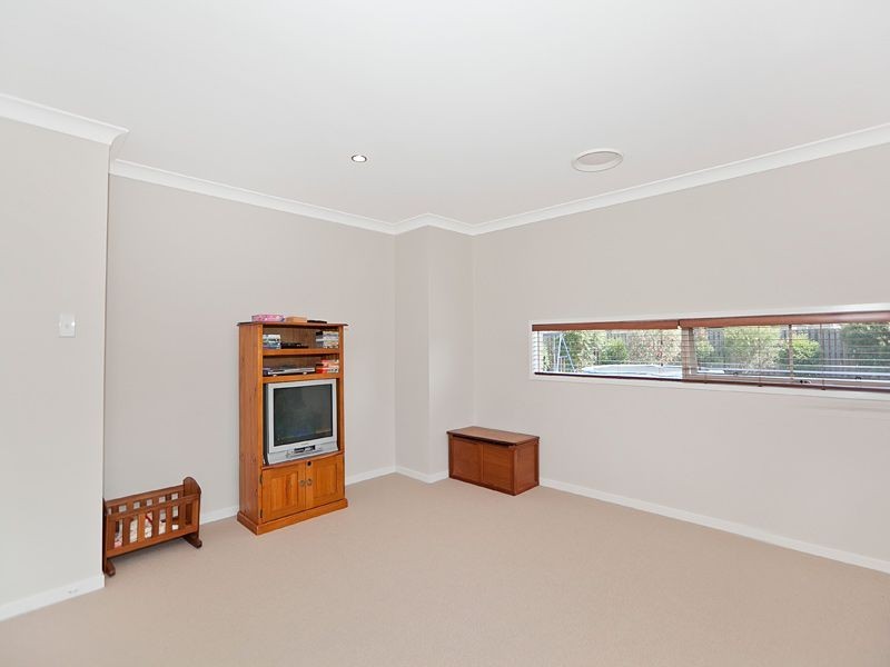 9 Bunya Street, Moggill QLD 4070