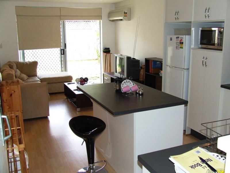 4/41 Lambert Road, Indooroopilly QLD 4068