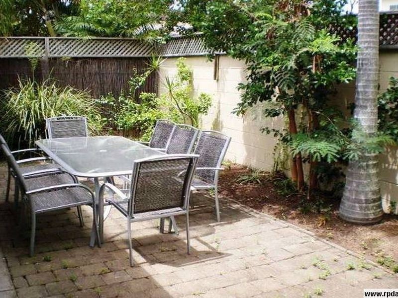 4/41 Lambert Road, Indooroopilly QLD 4068