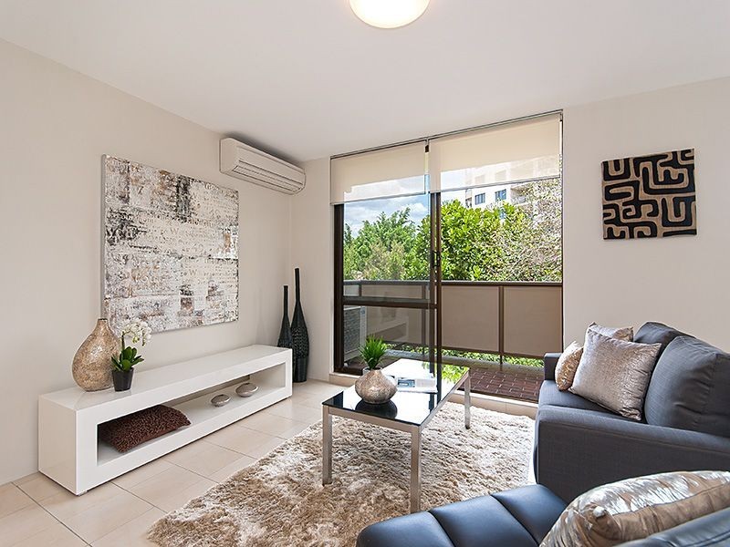 19/9 Land Street, Toowong QLD 4066