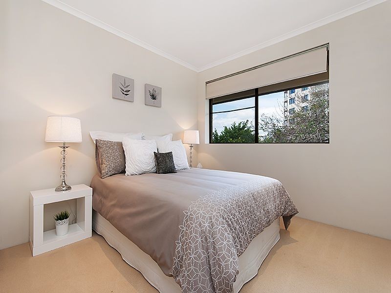 19/9 Land Street, Toowong QLD 4066