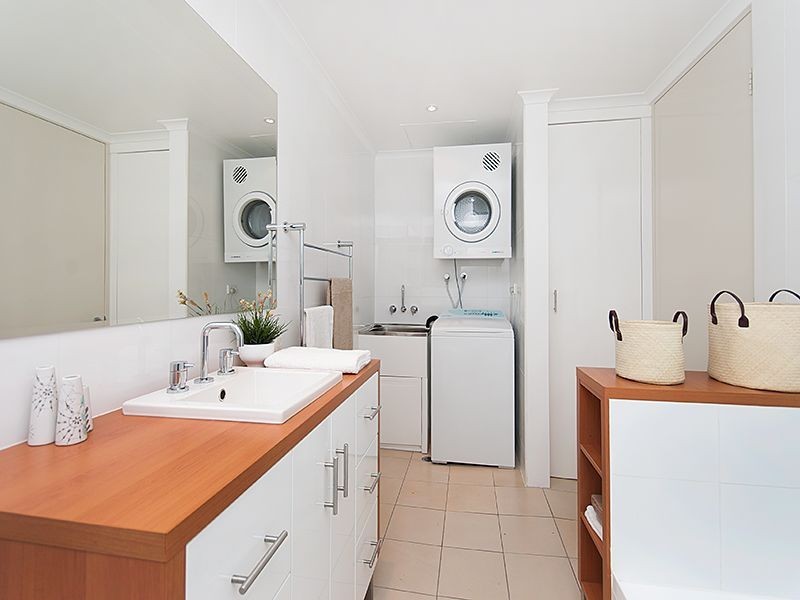 19/9 Land Street, Toowong QLD 4066