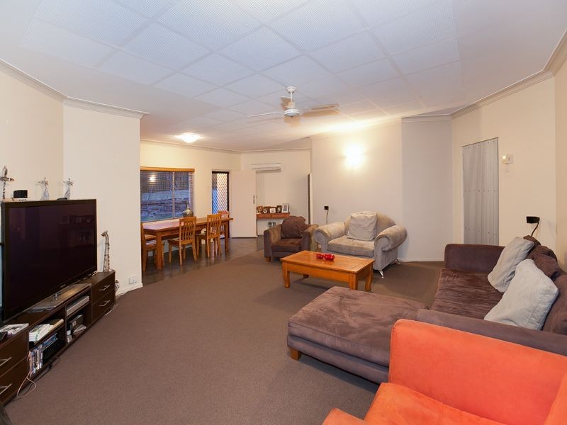 8 Jacana Court, Bellbowrie QLD 4070