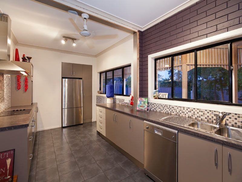 8 Jacana Court, Bellbowrie QLD 4070