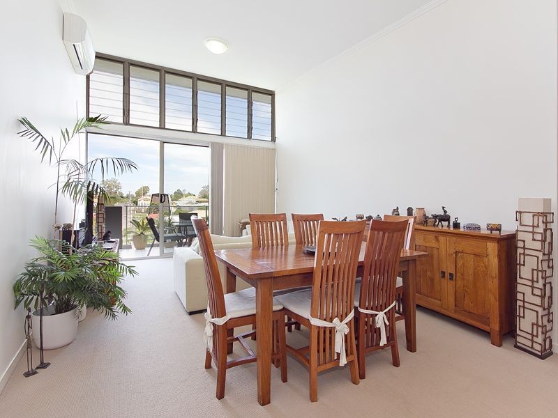 108/95 Clarence Road, Indooroopilly QLD 4068