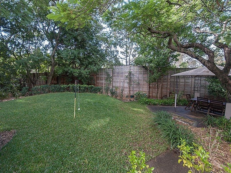 43 Coverdale Street, Indooroopilly QLD 4068