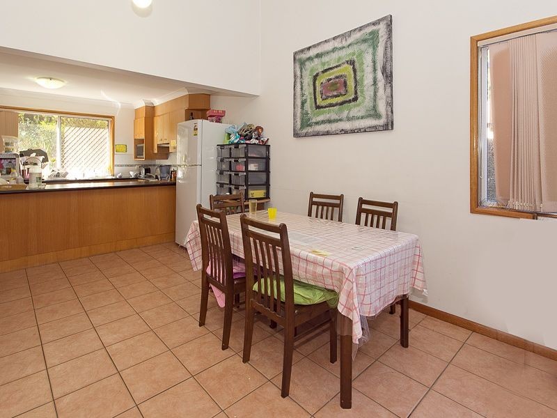 2/20 Underhill Avenue, Indooroopilly QLD 4068