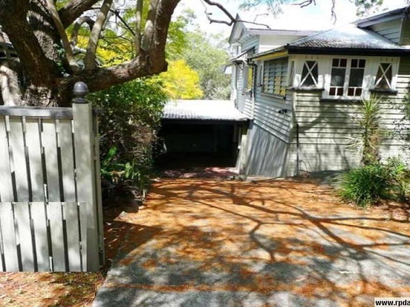 1/80 Stuartholme Road, Bardon QLD 4065