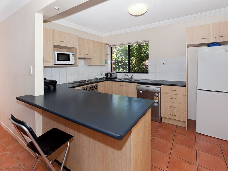 2/61 Westerham Street, Taringa QLD 4068