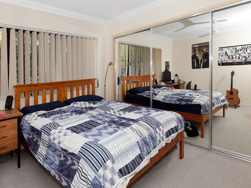 2/61 Westerham Street, Taringa QLD 4068