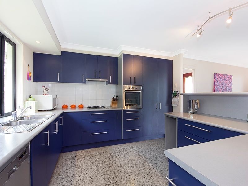 23 Pine County Place, Bellbowrie QLD 4070