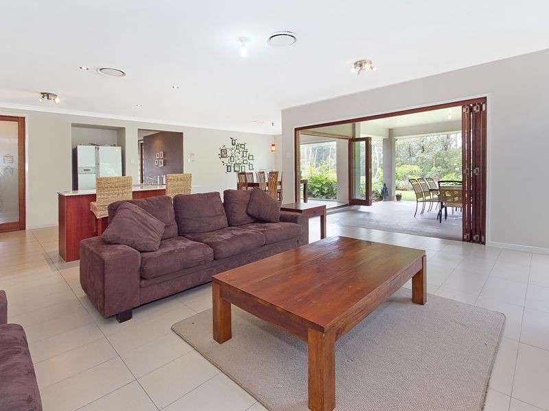 17 Frederick Street, Moggill QLD 4070