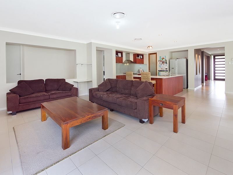 17 Frederick Street, Moggill QLD 4070