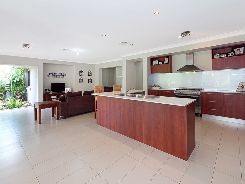 17 Frederick Street, Moggill QLD 4070