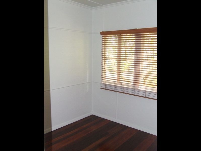 101 Gray Avenue, Corinda QLD 4075