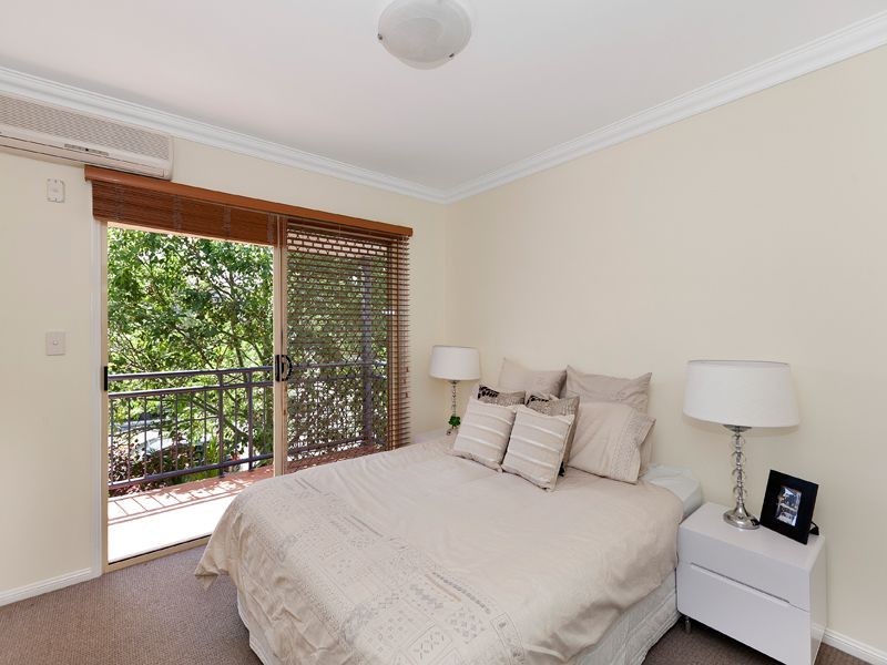 5/24 Brisbane Street, St Lucia QLD 4067