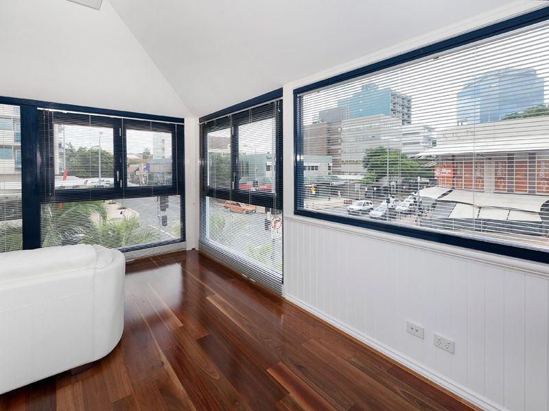 54 Sherwood Road, Toowong QLD 4066