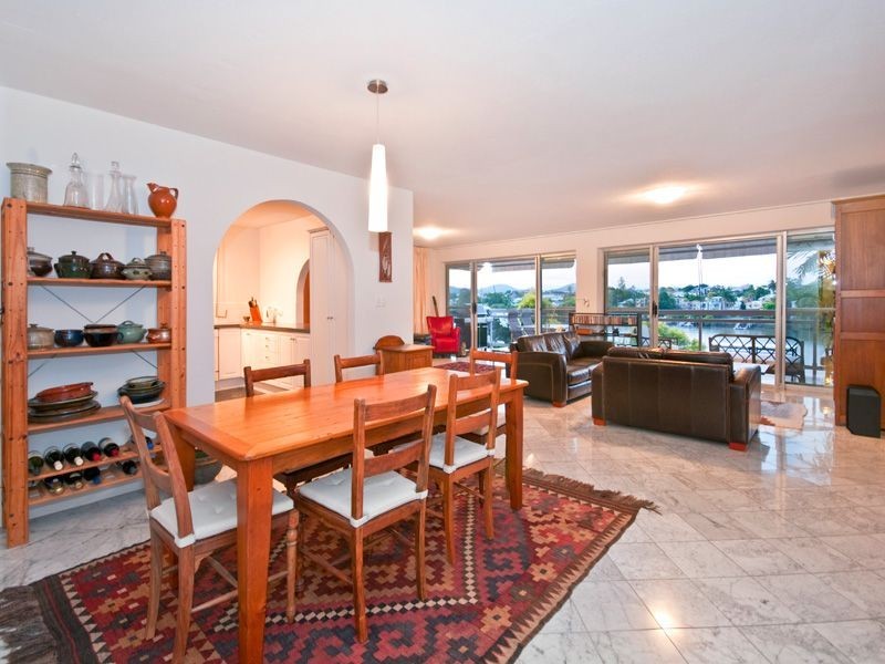 8/108 Macquarie Street, St Lucia QLD 4067