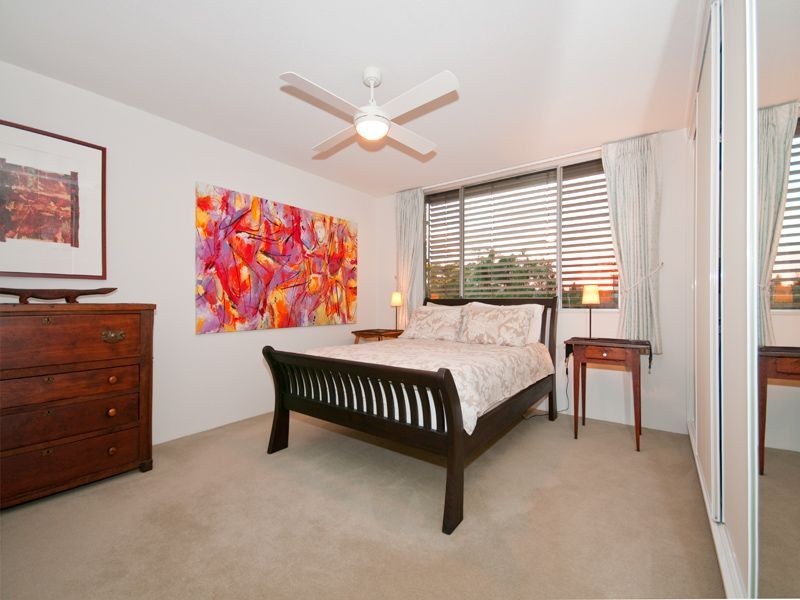 8/108 Macquarie Street, St Lucia QLD 4067