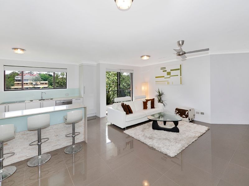 9/29 Bellevue Terrace, St Lucia QLD 4067