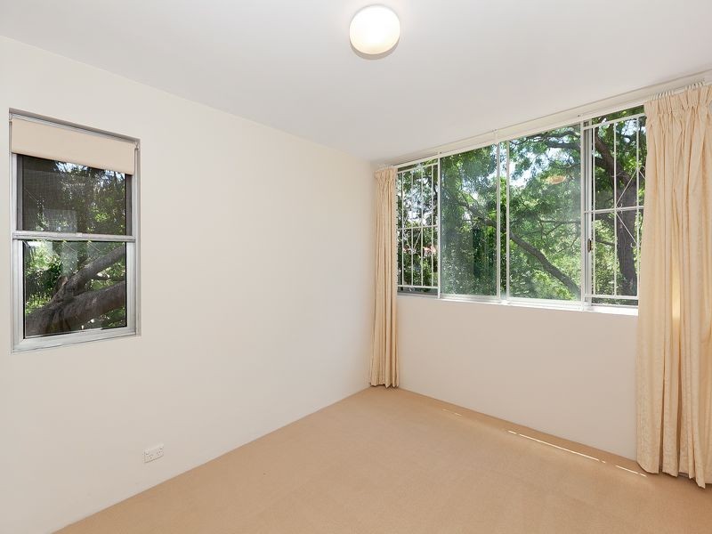 4/53 Clarence Road, Indooroopilly QLD 4068
