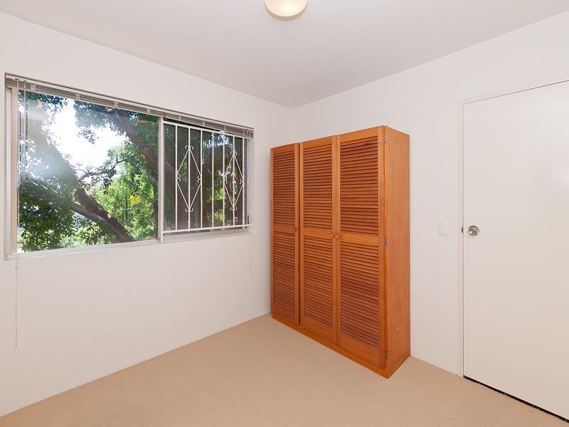 4/53 Clarence Road, Indooroopilly QLD 4068