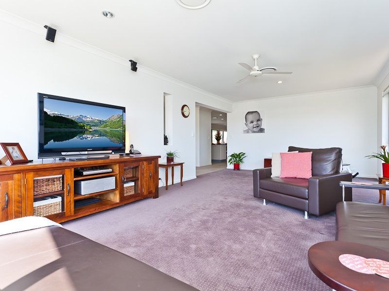 11 Jarrah Street, Moggill QLD 4070