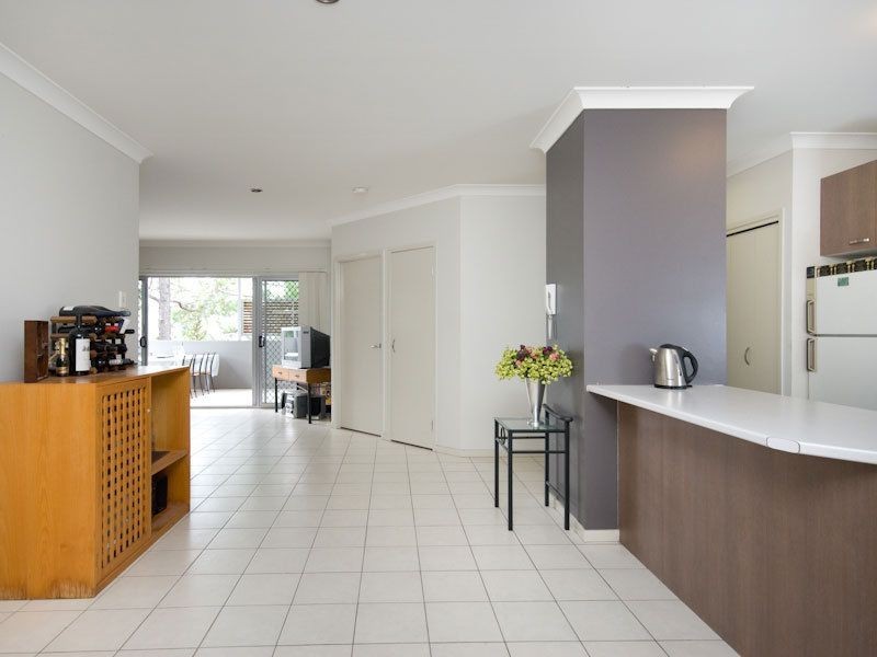 3/45 Railway Avenue, Indooroopilly QLD 4068