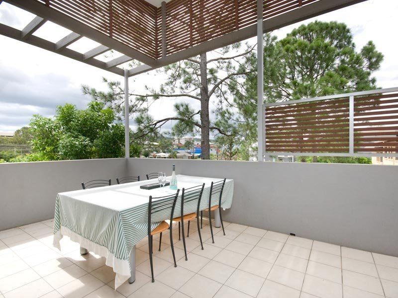 3/45 Railway Avenue, Indooroopilly QLD 4068