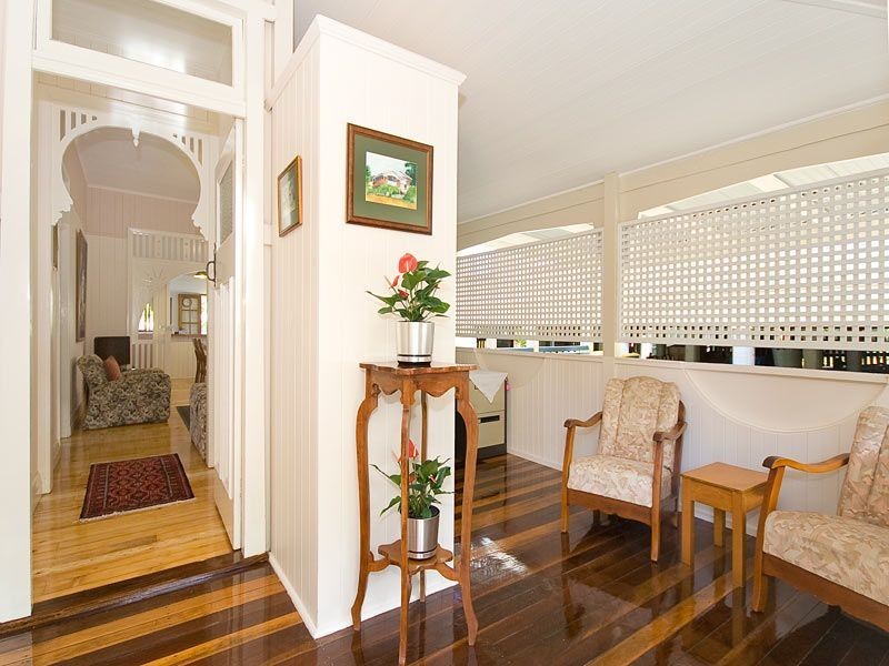 9 Rose Terrace, Toowong QLD 4066