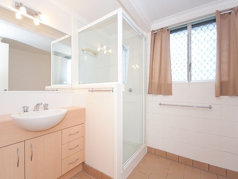 9 Rose Terrace, Toowong QLD 4066