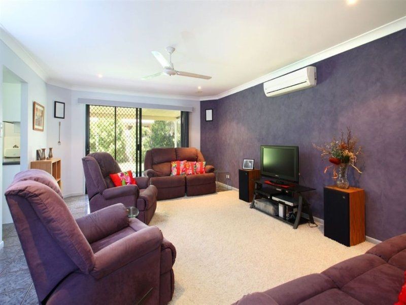 5 Pioneer Crescent, Bellbowrie QLD 4070