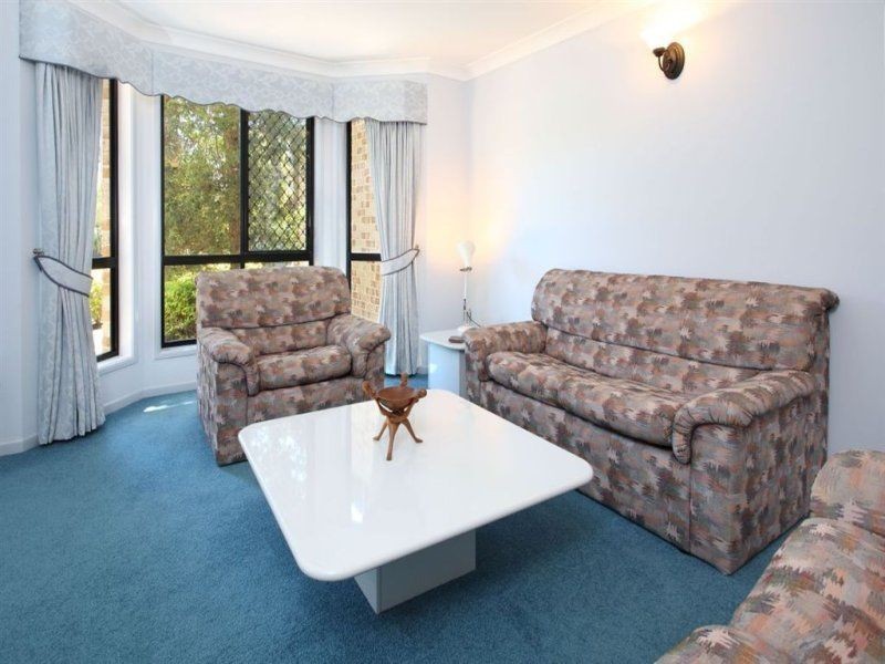 5 Pioneer Crescent, Bellbowrie QLD 4070